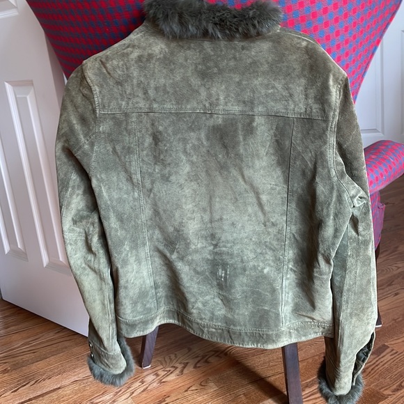 Olive green leather jacket with rabbit fur - Picture 6 of 7